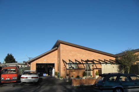 Photo of property in 2/39 Moffett Street, Islington, Christchurch, 8042