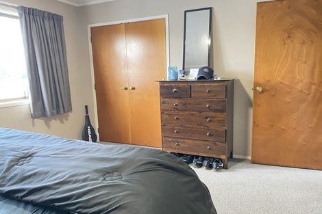 Photo of property in 1 Metcalfe Road, Henderson, Auckland, 0610