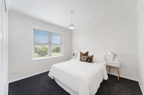 Photo of property in 46 Matipo Road, Te Atatu Peninsula, Auckland, 0610