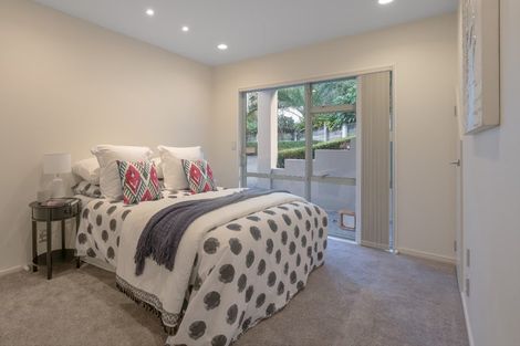 Photo of property in 1/23 Lake Road, Northcote, Auckland, 0627