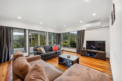 Photo of property in 7 Thomas Street, Stokes Valley, Lower Hutt, 5019
