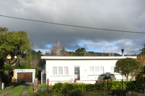 Photo of property in 36 Mihiwaka Road, Long Beach, Port Chalmers, 9081