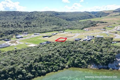 Photo of property in 16 Broadleaf Way, Kinloch, 3377