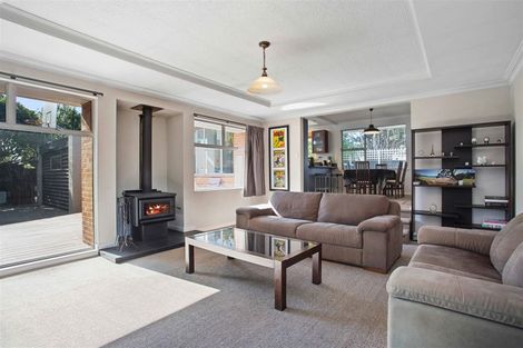 Photo of property in 6 Freebairn Street, Redwood, Christchurch, 8051