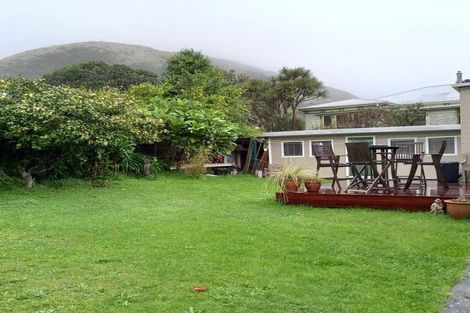 Photo of property in 7 Ames Street, Paekakariki, 5034