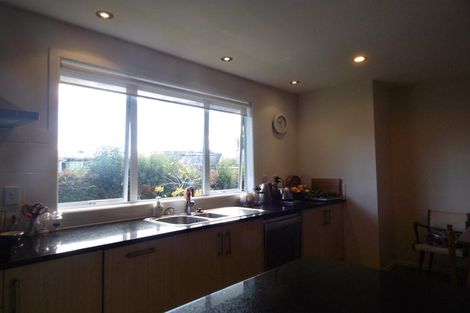 Photo of property in 11 Ward Crescent, Te Atatu Peninsula, Auckland, 0610