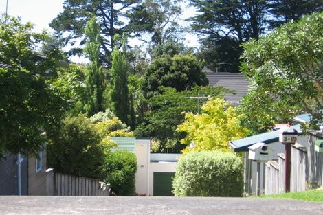 Photo of property in 4/19 Aorangi Place, Birkenhead, Auckland, 0626