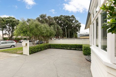 Photo of property in 83 Miramar Avenue, Miramar, Wellington, 6022