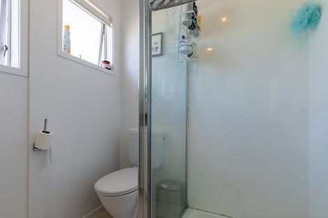 Photo of property in 1/24 Bedford Street, Te Atatu South, Auckland, 0610