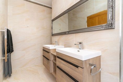 Photo of property in 38 Waldron Crescent, Green Island, Dunedin, 9018