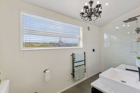 Photo of property in 4 Bridle Way, Hunua, Papakura, 2583