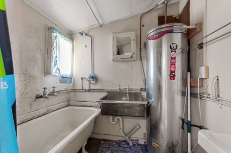 Photo of property in 12 Somerset Crescent, Spreydon, Christchurch, 8024