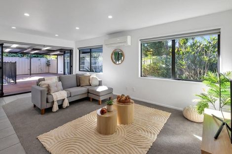 Photo of property in 116 Barbados Way, One Tree Point, 0118