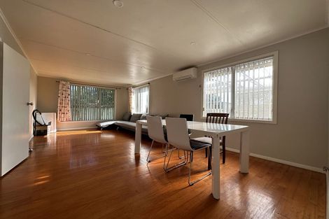 Photo of property in 168a Carlisle Road, Northcross, Auckland, 0632