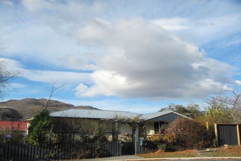 Photo of property in 12 Down Street, Cromwell, 9310