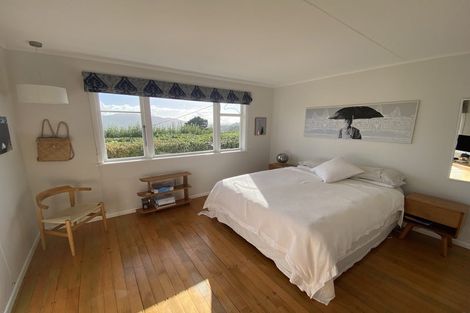 Photo of property in 36 Huntingdon Street, Northland, Wellington, 6012