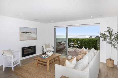 Photo of property in 12 Parkridge Place, Mount Pleasant, Christchurch, 8081