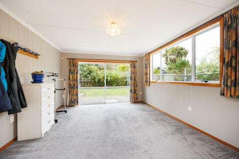 Photo of property in 28 Henare Street, West End, Palmerston North, 4412