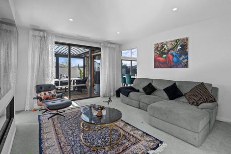 Photo of property in 34 Evelyn Crescent, Marshland, Christchurch, 8083