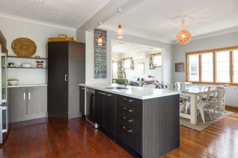 Photo of property in 1111a Heretaunga Street East, Parkvale, Hastings, 4122