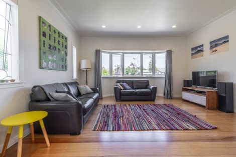 Photo of property in 45 Alfred Street, Fairfield, Hamilton, 3214