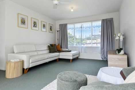 Photo of property in 1 Bay Grove, Pukehangi, Rotorua, 3015