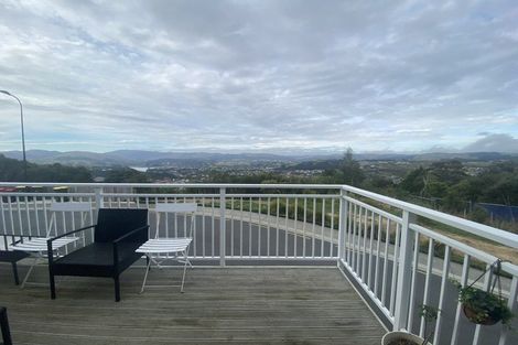 Photo of property in 1 Kopua Place, Whitby, Porirua, 5024