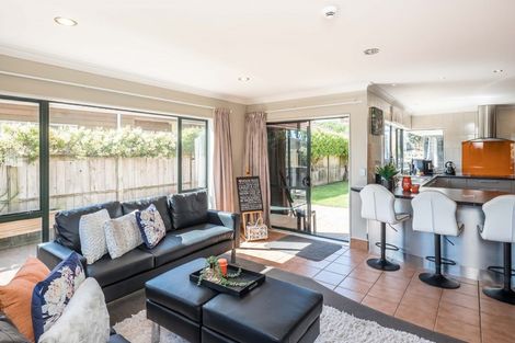 Photo of property in 18 Kotuku Drive, Paraparaumu Beach, Paraparaumu, 5032