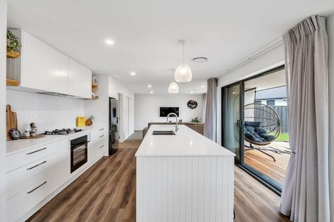 Photo of property in 13 Stackwood Avenue, Woodend, 7610