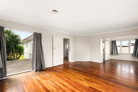 Photo of property in 31 Prangley Avenue, Mangere, Auckland, 2022