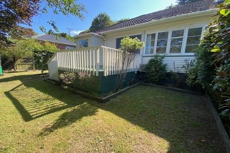 Photo of property in 90 Sunshine Avenue, Karori, Wellington, 6012