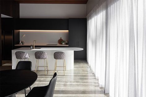 Photo of property in 70 Oak Road, Poraiti, Napier, 4112