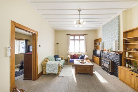 Photo of property in 18 Bryant Street, Takaro, Palmerston North, 4412