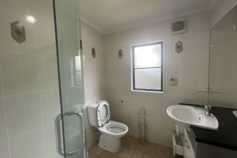 Photo of property in 459 Old Te Atatu Road, Te Atatu Peninsula, Auckland, 0610