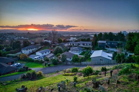 Photo of property in 5 Flight Valley Way, Welcome Bay, Tauranga, 3175