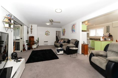 Photo of property in 79 Tuhikaramea Road, Dinsdale, Hamilton, 3204