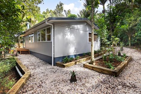 Photo of property in 47 Wood Bay Road, Titirangi, Auckland, 0604