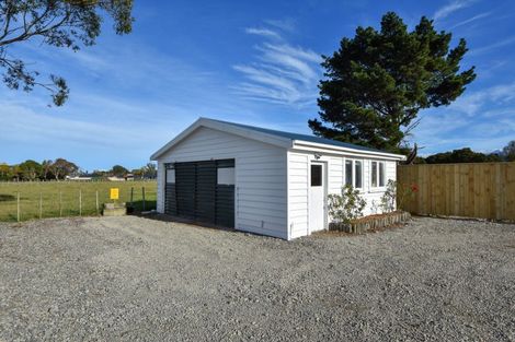 Photo of property in 15 Brown Avenue, Carterton, 5713