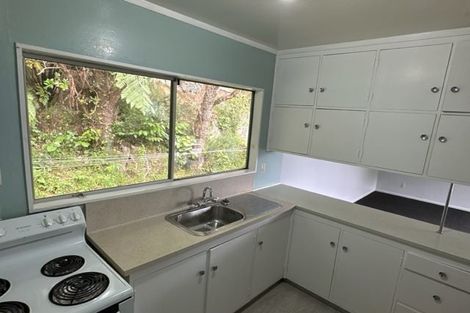 Photo of property in 10 Monmouth Way, Wilton, Wellington, 6012