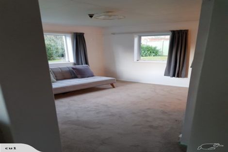 Photo of property in 92 Pleasant Road, Titirangi, Auckland, 0604