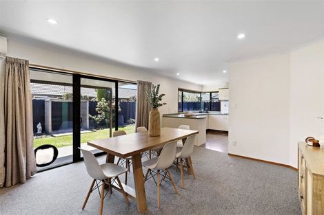 Photo of property in 4b Enverton Drive, Rangiora, 7400