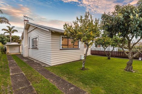 Photo of property in 47 Calgary Street, Mount Eden, Auckland, 1041