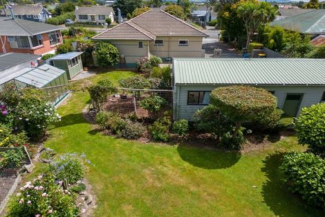 Photo of property in 9 Holmes Street, Waimate, 7924