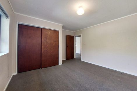 Photo of property in 8g Nevada Drive, Merrilands, New Plymouth, 4312