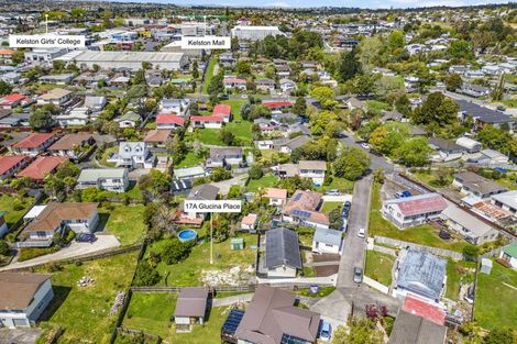 Photo of property in 17a Glucina Place, Glen Eden, Auckland, 0602
