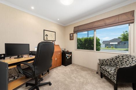 Photo of property in 9 Glenmonarch Place, Pyes Pa, Tauranga, 3112