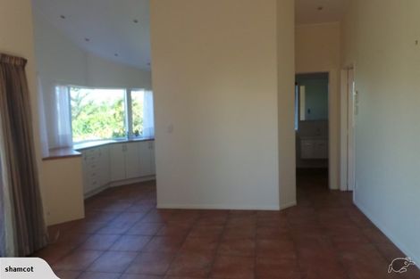 Photo of property in 42 Glenfern Road, Mellons Bay, Auckland, 2014