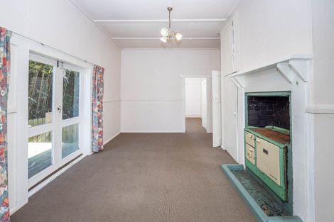 Photo of property in 194 Great South Road, Huntly, 3700