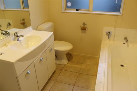 Photo of property in 12 Liffey Drive, East Tamaki, Auckland, 2013