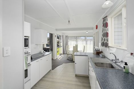 Photo of property in 7 Milne Street, Sanson, 4817